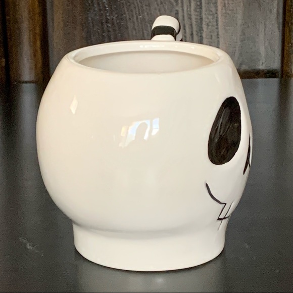 Halloween Skull Ceramic Mug - Picture 5 of 10